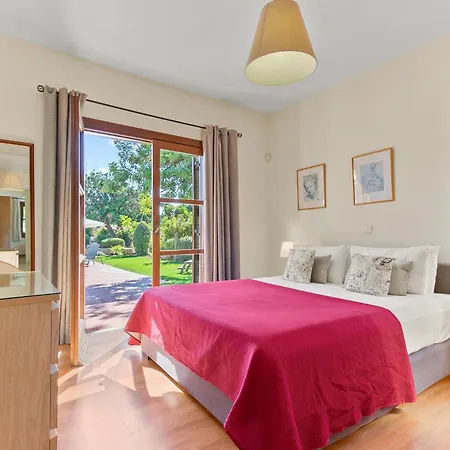 3 Bedroom Limni With Private Pool And Gardens, Aphrodite Hills * 库克里亚