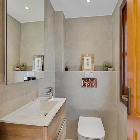 3 Bedroom Limni With Private Pool And Gardens, Aphrodite Hills Villa *