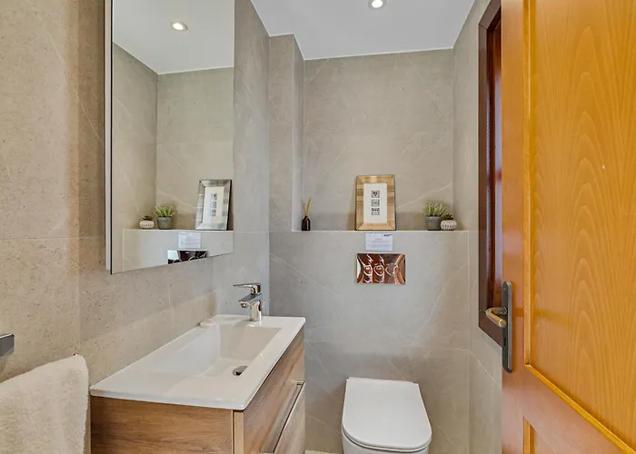 3 Bedroom Limni With Private Pool And Gardens, Aphrodite Hills Villa *